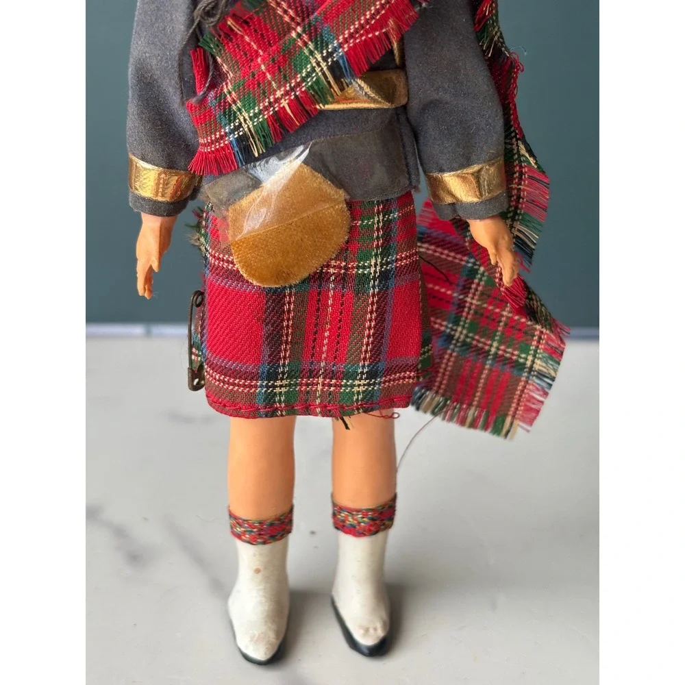 Vintage Scottish Souvenir Doll Red Tartan Kilt Hat Highland Dress 9.5
